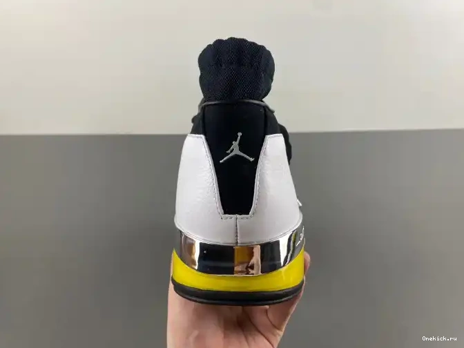 One Kick 17 Jordan Air Low FJ0395-100 Lightning 0603